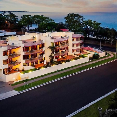 Alexander Beachfront Apartments Hervey Bay Eksteriør bilde