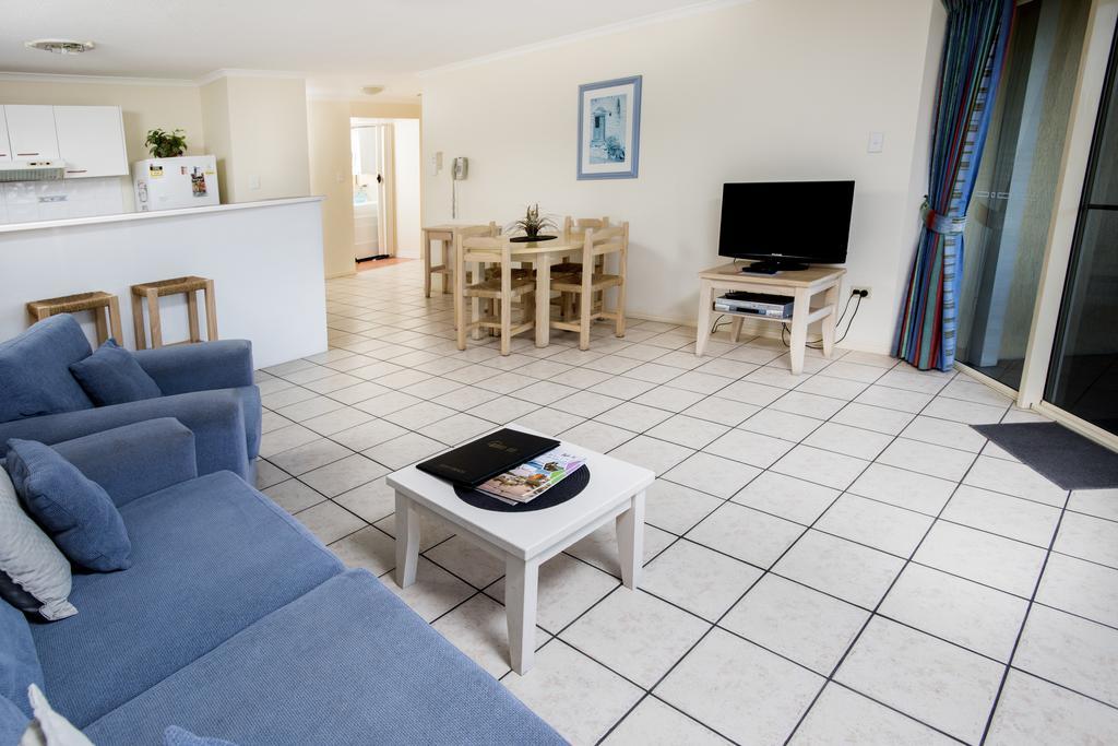 Alexander Beachfront Apartments Hervey Bay Eksteriør bilde