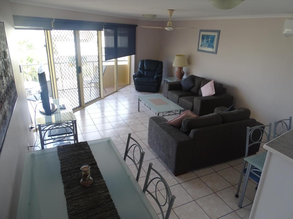 Alexander Beachfront Apartments Hervey Bay Eksteriør bilde